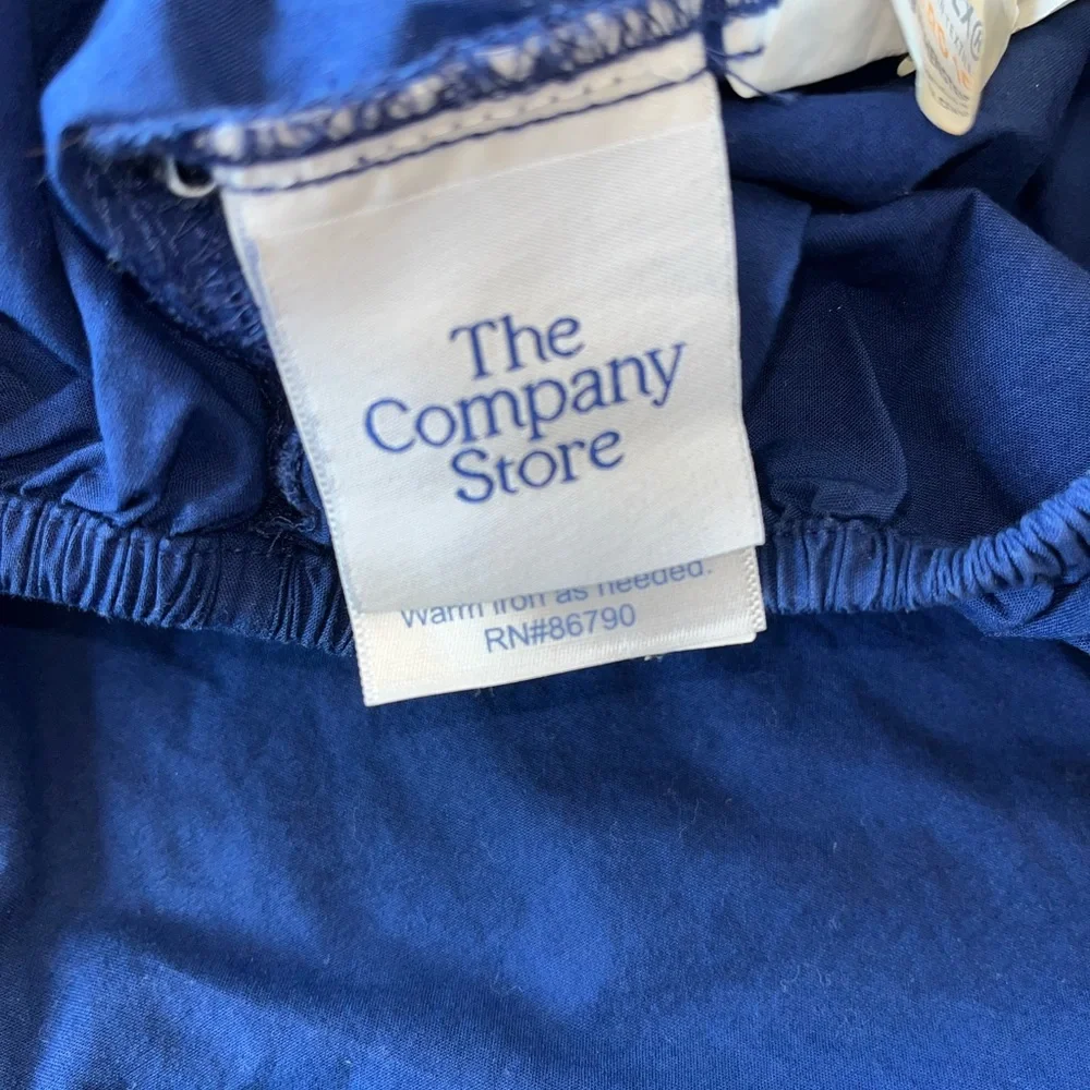 Dorm Ready! Blue Twin XL Sheet Set, perfect for a dorm room!